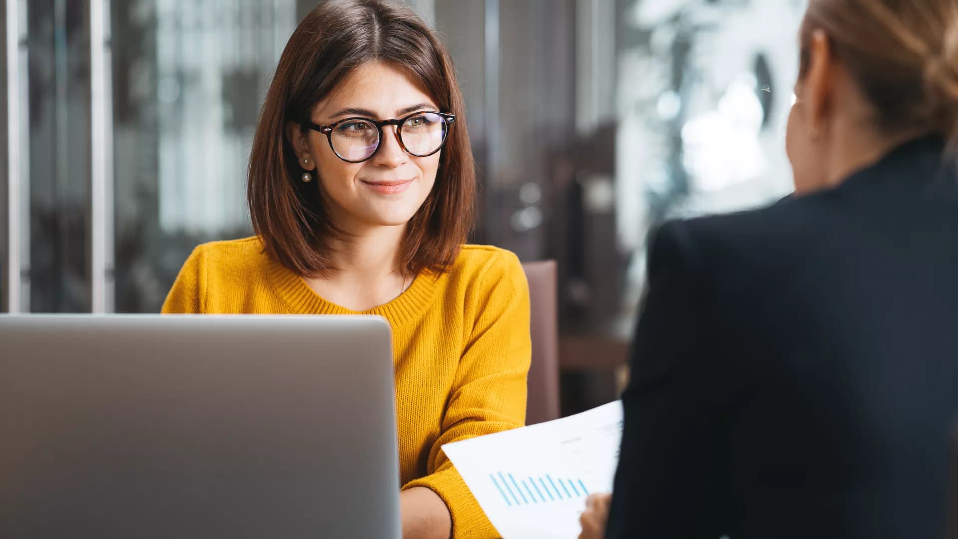 Personas acompañando personas